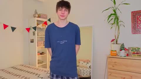 Snapshot of angelic_look chatting on February 6, 2026, 9:56 am Daniel online show from February 6, 2026, 9:56 am