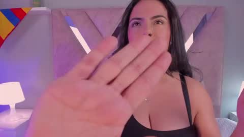 Snapshot of angelica_cross chatting on July 14, 2026, 8:25 pm Angelica Cross online show from July 14, 2026, 8:25 pm