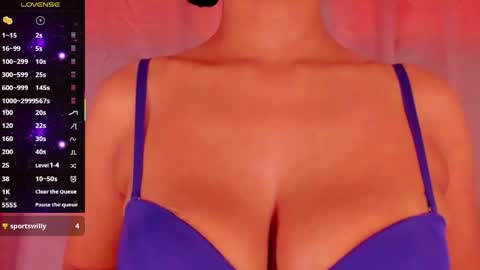 Snapshot of angelica_hot19 chatting on May 5, 2026, 3:53 pm angelica_hot19 online show from May 5, 2026, 3:53 pm
