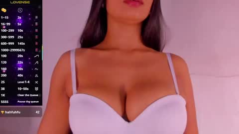 Snapshot of angelica_hot19 chatting on May 13, 2026, 2:25 pm angelica_hot19 online show from May 13, 2026, 2:25 pm