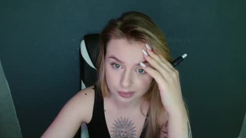 Snapshot of angelicablanch chatting on November 16, 2025, 7:52 pm angelicablanch online show from November 16, 2025, 7:52 pm