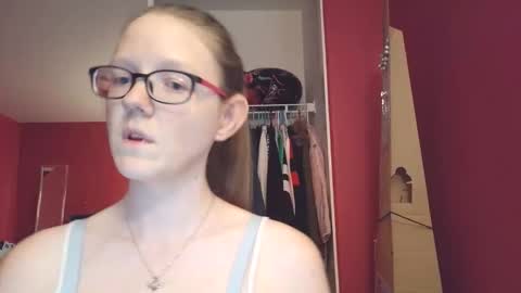 AngelicAngel online show from May 11, 2026, 2:39 am