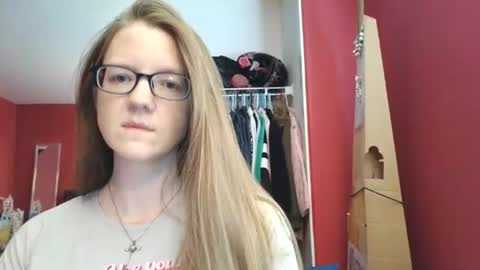AngelicAngel online show from June 17, 2026, 7:37 pm