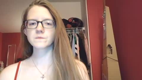AngelicAngel online show from July 19, 2026, 3:32 am