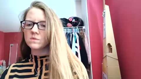 AngelicAngel online show from July 24, 2026, 10:41 pm