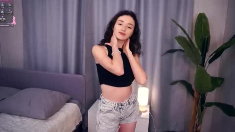 Angelica online show from January 18, 2026, 6:06 am