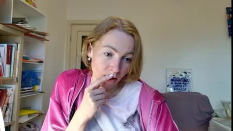 angelicfenix online show from April 17, 2026, 3:15 pm