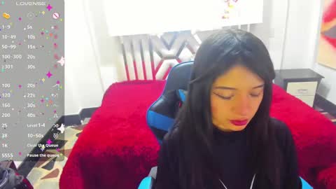 angelie online show from October 14, 2025, 6:14 am