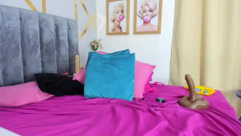 Snapshot of angelina_castro12 chatting on March 11, 2025, 9:24 am Angelina online show from March 11, 2025, 9:24 am