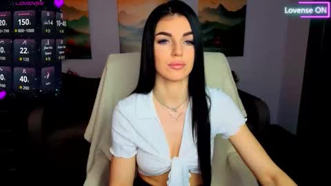 Angelina online show from March 14, 2026, 7:36 am