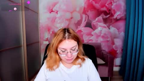 AngelinaLow online show from January 11, 2026, 6:29 am