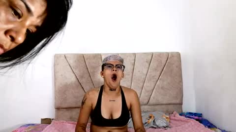 angelinandnini online show from June 25, 2026, 7:24 am
