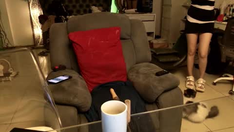 Snapshot of angelinasia chatting on October 4, 2025, 11:47 pm Angel online show from October 4, 2025, 11:47 pm