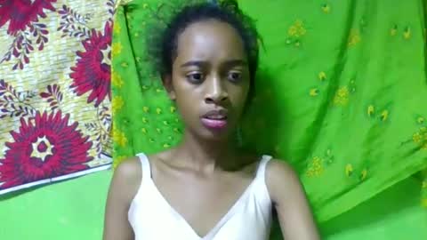 angeline221173 online show from May 4, 2026, 4:58 pm