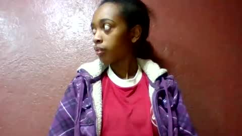 angeline221173 online show from June 24, 2026, 5:28 am