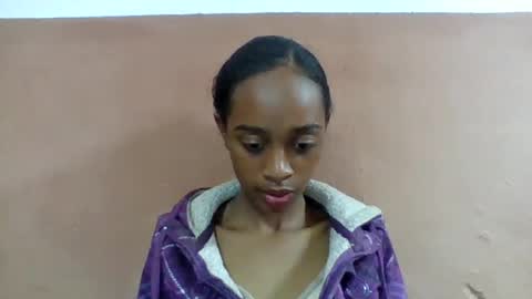 angeline221173 online show from July 19, 2026, 7:12 am
