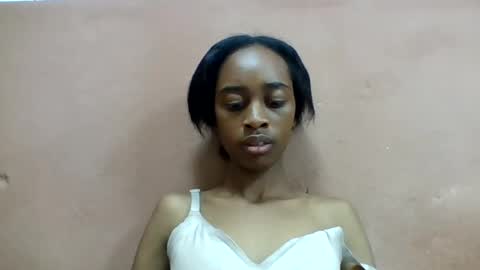 angeline221173 online show from July 26, 2026, 7:48 am