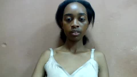 angeline221173 online show from July 26, 2026, 7:54 pm