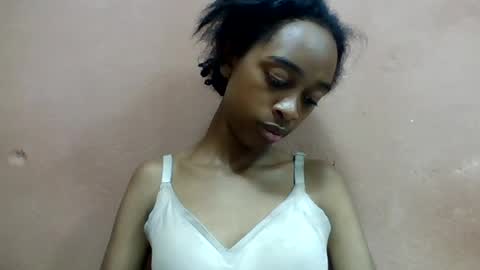 angeline221173 online show from July 27, 2026, 8:27 pm
