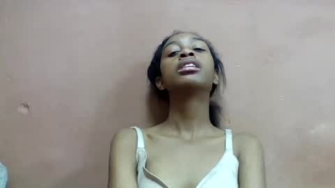 angeline221173 online show from July 28, 2026, 12:48 pm