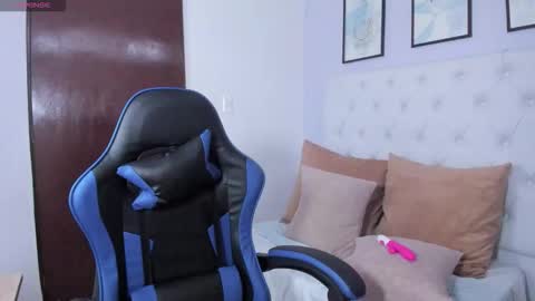 Angeline Lara online show from February 23, 2026, 12:35 pm