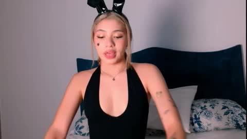 Angelinhaa  online show from October 14, 2025, 12:22 am