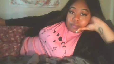 angeliquebelcaliz online show from May 11, 2026, 2:45 pm
