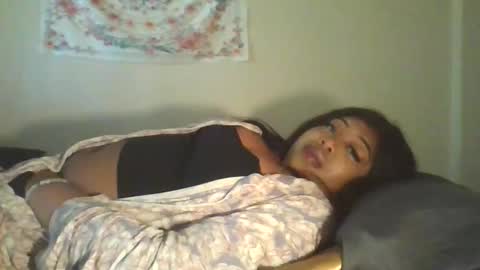 angeliquebelcaliz online show from May 15, 2026, 2:02 pm
