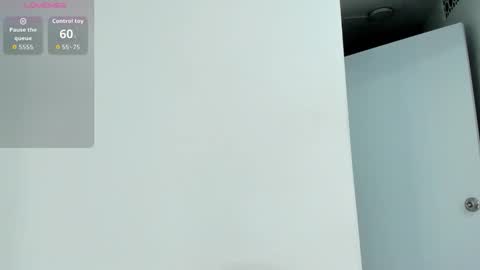 A F R O D I T A online show from November 4, 2025, 12:04 pm