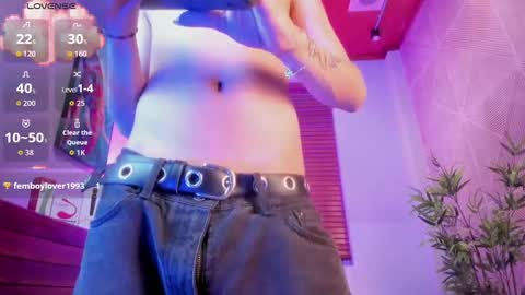 Angell Dust online show from October 3, 2025, 4:31 am