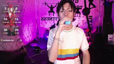 Angell Dust online show from October 28, 2025, 3:54 am