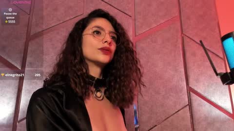 Angel online show from February 4, 2025, 7:55 pm