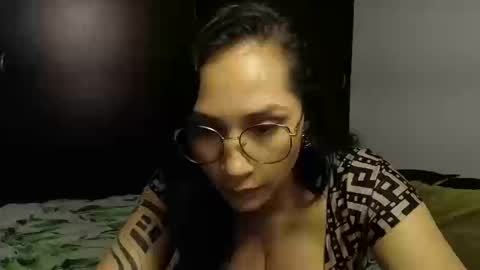  ANGELA ISABELLA  online show from October 17, 2025, 8:44 pm