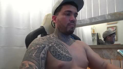 angellatino0 online show from October 27, 2025, 3:54 am