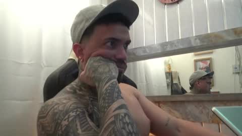 angellatino0 online show from October 29, 2025, 6:37 am