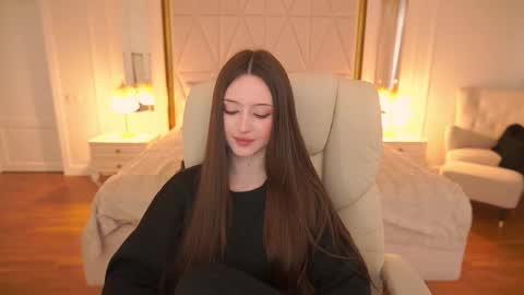 Snapshot of angellblush chatting on December 5, 2025, 7:39 am AngelBlush online show from December 5, 2025, 7:39 am