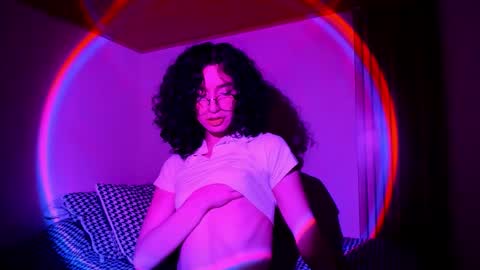 Snapshot of angellike_doll chatting on February 14, 2026, 1:46 am Angellike online show from February 14, 2026, 1:46 am