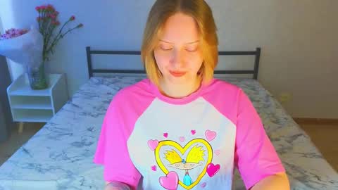 Snapshot of angellisss chatting on November 11, 2025, 4:56 am Cutie online show from November 11, 2025, 4:56 am