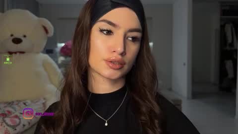 Snapshot of angelmi171 chatting on October 19, 2025, 3:45 pm angelmi171 online show from October 19, 2025, 3:45 pm