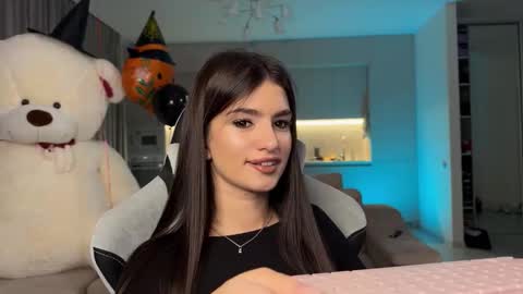 Snapshot of angelmi171 chatting on November 4, 2025, 8:52 pm angelmi171 online show from November 4, 2025, 8:52 pm