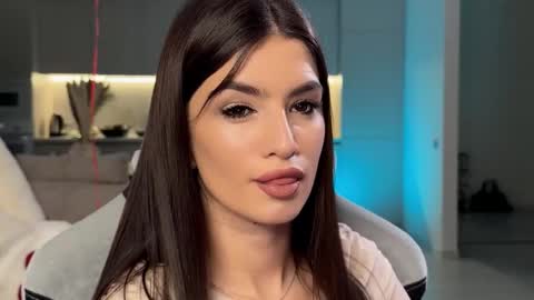 Snapshot of angelmi171 chatting on November 6, 2025, 6:20 pm angelmi171 online show from November 6, 2025, 6:20 pm