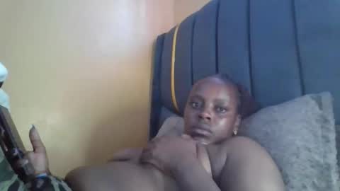 Niah online show from January 15, 2026, 4:06 am