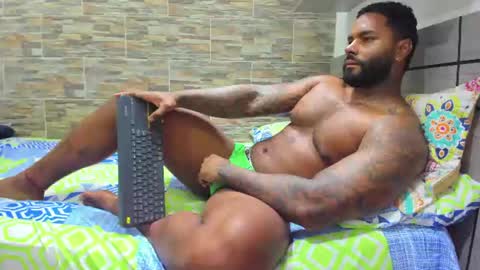 angelo_evans33 online show from August 9, 2026, 12:23 am