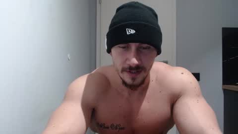  ------- SEX SHOW WITH GUYS AND GIRLS  MUSCLE SHOW online show from January 15, 2025, 7:55 pm