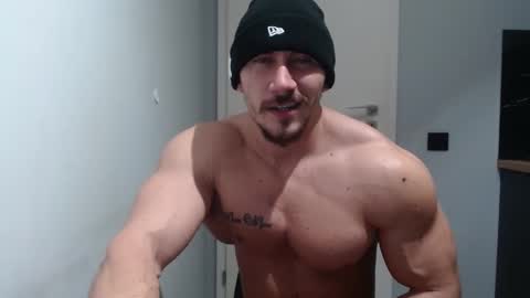  ------- SEX SHOW WITH GUYS AND GIRLS  MUSCLE SHOW online show from January 16, 2025, 10:12 pm