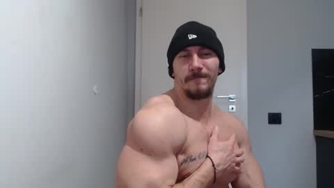  ------- SEX SHOW WITH GUYS AND GIRLS  MUSCLE SHOW online show from January 21, 2025, 9:35 am