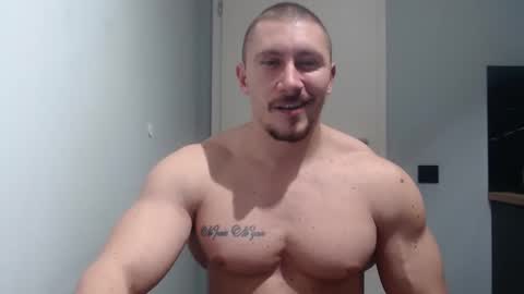  ------- SEX SHOW WITH GUYS AND GIRLS  MUSCLE SHOW online show from February 26, 2025, 6:54 pm