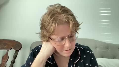 Angel of Light online show from April 10, 2026, 9:52 pm