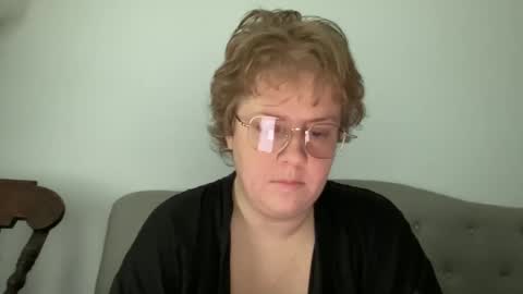 Snapshot of angeloflight273360 chatting on April 27, 2026, 1:09 pm Angel of Light online show from April 27, 2026, 1:09 pm