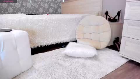 Michelle online show from March 12, 2025, 4:51 am